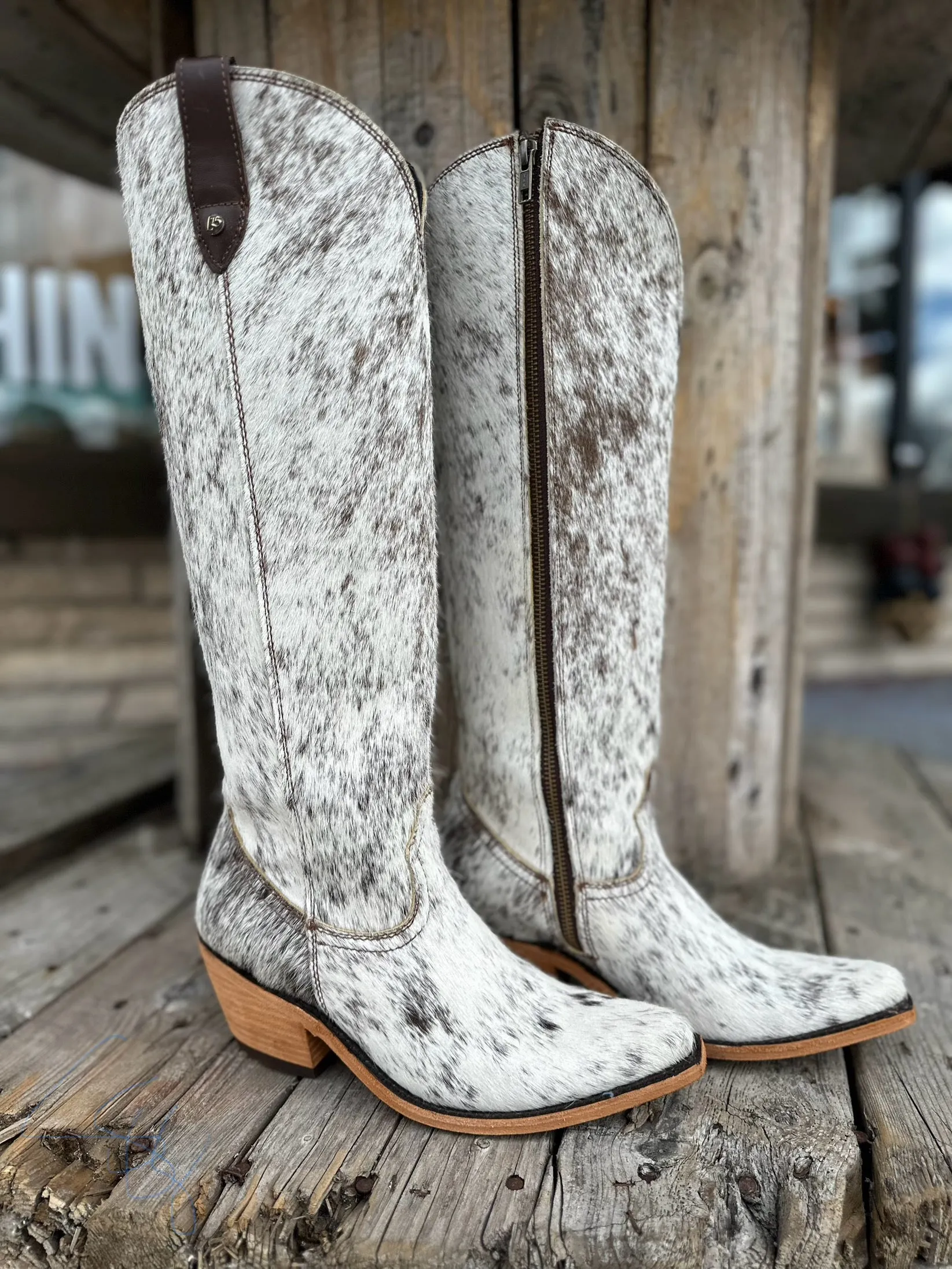 Liberty Black Ladies Pelo Granizo Blaco Cafe Round Toe Boots
