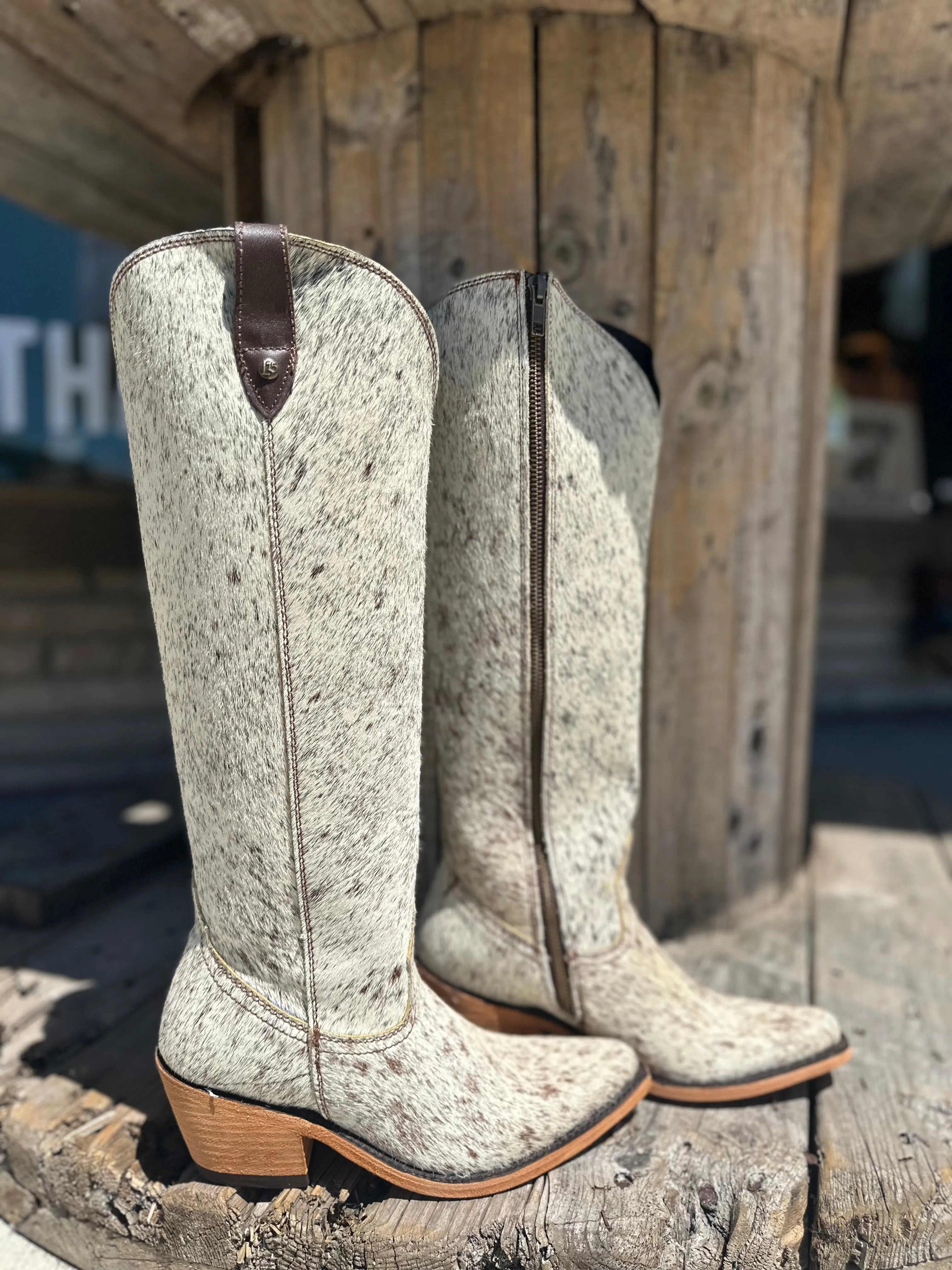 Liberty Black Ladies Pelo Granizo Blaco Cafe Round Toe Boots