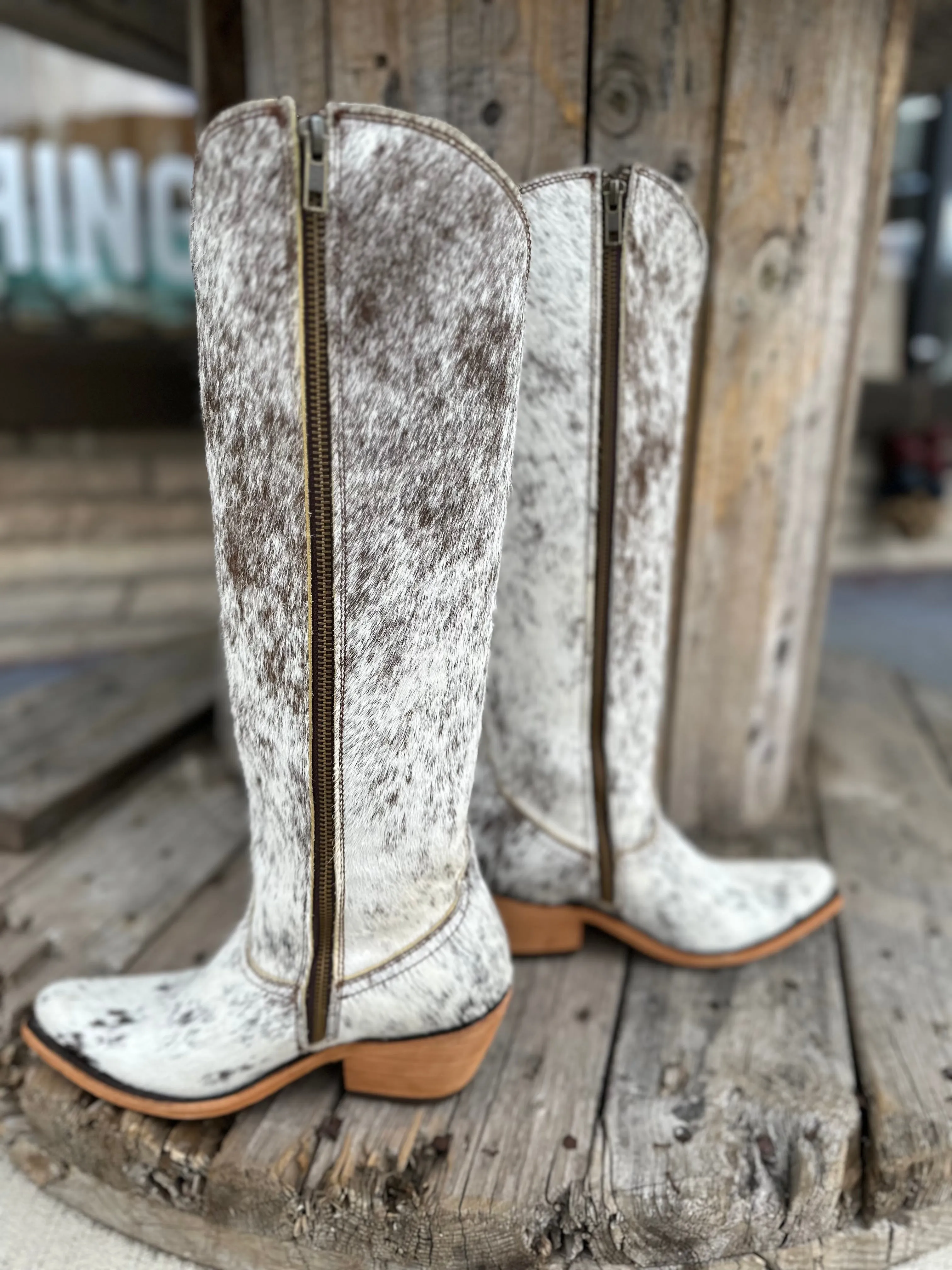 Liberty Black Ladies Pelo Granizo Blaco Cafe Round Toe Boots